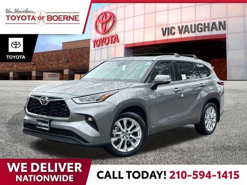 New 2026 Toyota Highlander Limited AWD/4WD image 1