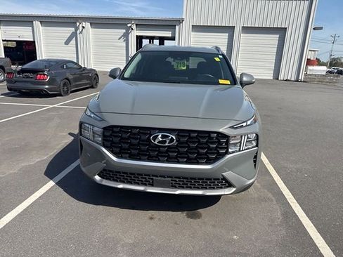 Used 2023 Hyundai Santa Fe SEL w/ Cargo Package image 2