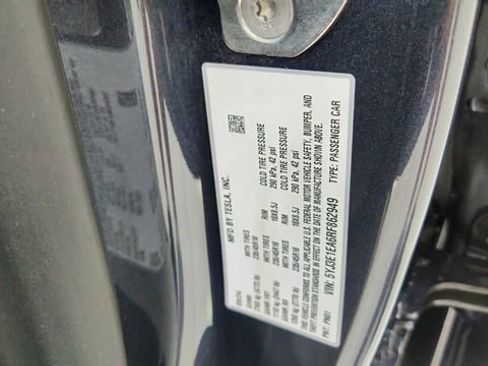 Used 2024 Tesla Model 3 Standard Range image 67