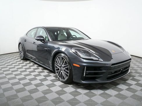 New 2026 Porsche Panamera 4 E-Hybrid image 28