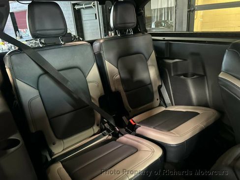 Used 2023 Ford Bronco Wildtrak AWD/4WD image 16