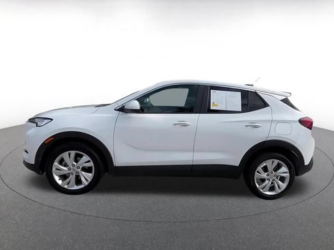 Used 2025 Buick Encore GX Preferred FWD image 9