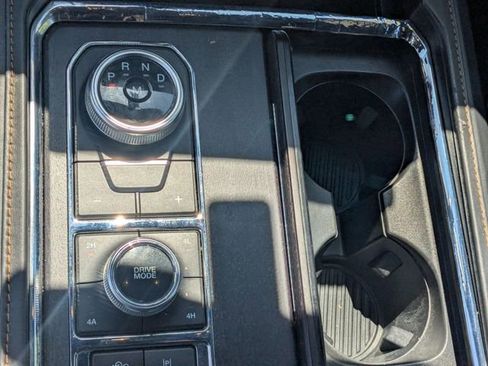 Used 2023 Ford Expedition Platinum AWD/4WD image 20
