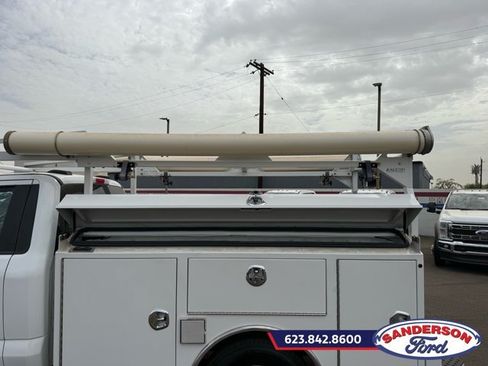 Used 2025 Ford F250 XL RWD image 15