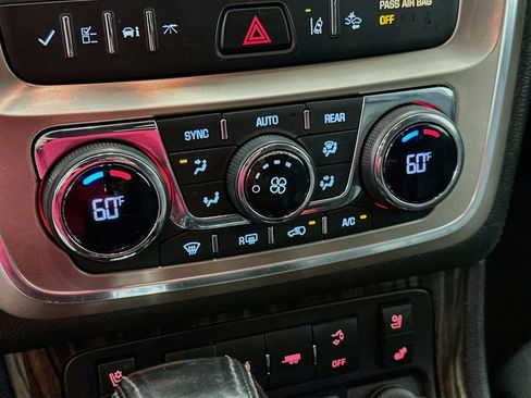 Used 2015 GMC Acadia Denali AWD/4WD image 24