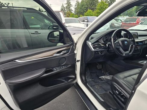 Used 2018 BMW X5 sDrive35i RWD image 13