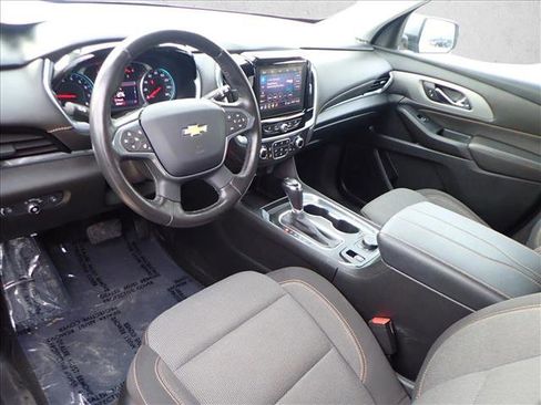 Used 2020 Chevrolet Traverse LT w/ Driver Confidence II Package image 11