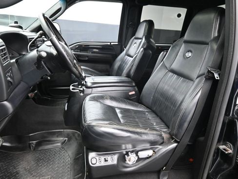 Used 2004 Ford F350 Harley-Davidson image 11