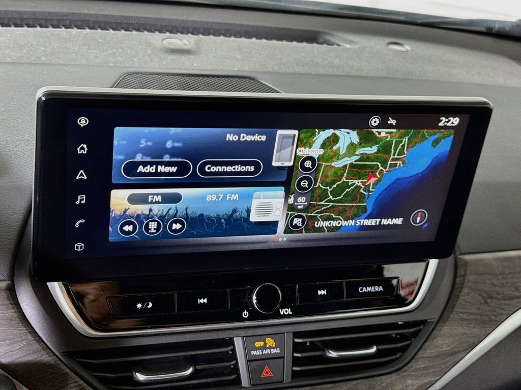 Certified 2023 Nissan Altima 2.5 SV w/ SV Premium Package FWD image 8