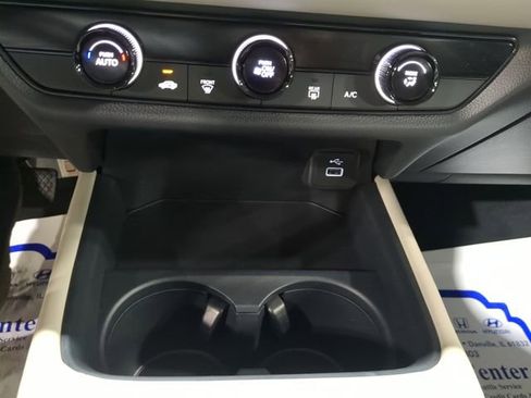 New 2025 Honda HR-V LX image 37