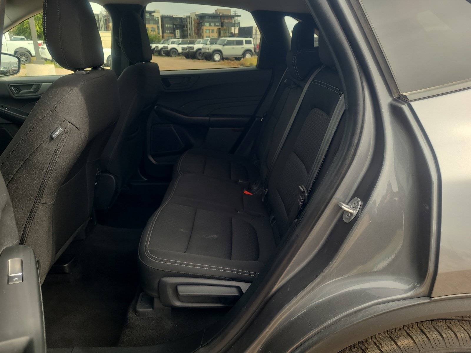 Used 2025 Ford Escape Active AWD/4WD image 17