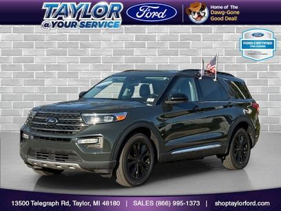 Certified 2023 Ford Explorer XLT w/ Equipment Group 202A