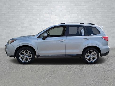 Used 2017 Subaru Forester 2.5i Touring image 8