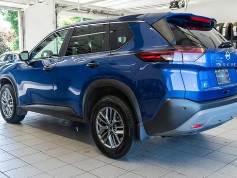 Used 2023 Nissan Rogue S AWD/4WD image 4