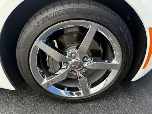 Used 2015 Chevrolet Corvette Stingray Coupe w/ 2LT Preferred Equipment Group RWD image 22