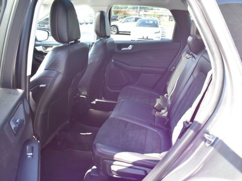 Used 2022 Ford Escape SEL w/ Technology Package AWD/4WD image 37