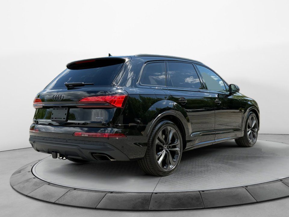 Certified 2026 Audi Q7 3.0T Premium Plus AWD/4WD image 7