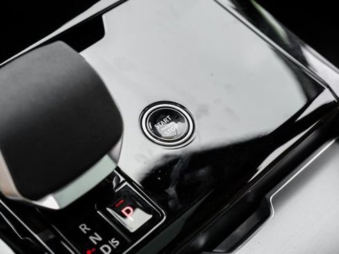 New 2026 Land Rover Range Rover Sport SE AWD/4WD image 24