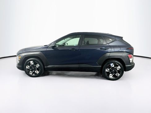 Used 2025 Hyundai Kona SEL FWD image 4