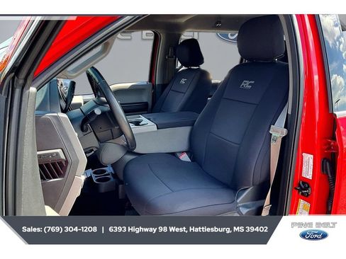 Used 2015 Ford F150 XLT w/ Equipment Group 302A Luxury AWD/4WD image 19