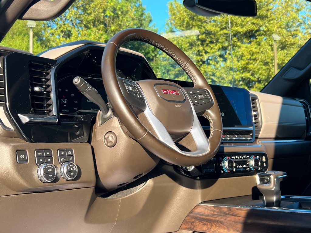 Used 2023 GMC Sierra 1500 SLT w/ SLT Premium Plus Package AWD/4WD image 24