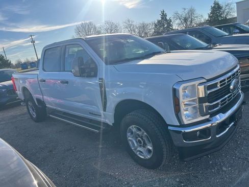 New 2026 Ford F250 XLT w/ FX4 Off-Road Package image 4