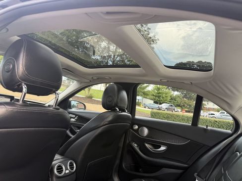 Used 2017 Mercedes-Benz C 300 4MATIC Sedan image 19