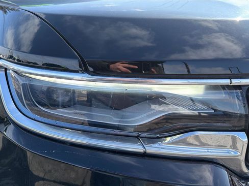 Used 2022 Jeep Wagoneer Series I w/ Premium Group I image 22