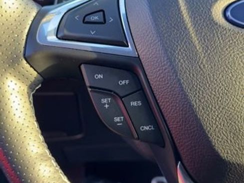 Certified 2023 Ford Edge ST image 12