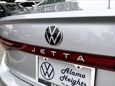 New 2026 Volkswagen Jetta SEL image 15