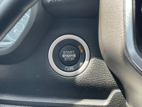 Used 2021 RAM 3500 Big Horn image 23