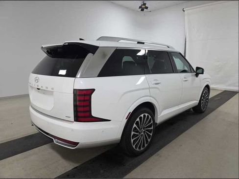 Used 2026 Hyundai Palisade Calligraphy AWD/4WD image 12