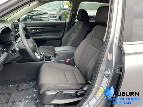 Used 2025 Honda CR-V LX image 27