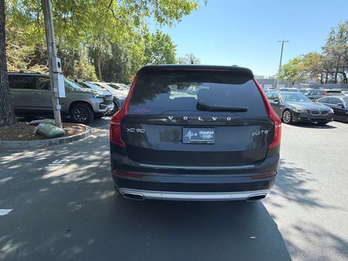 Used 2020 Volvo XC90 T5 Momentum image 13