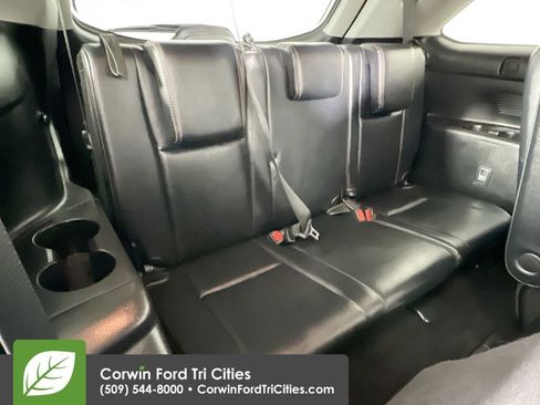 Used 2018 Toyota Highlander XLE AWD/4WD image 29