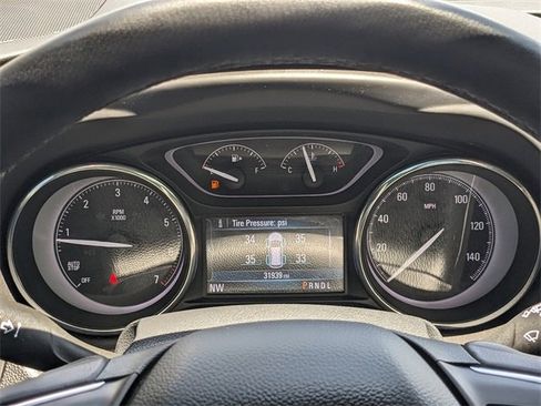 Used 2020 Buick Envision Essence image 25