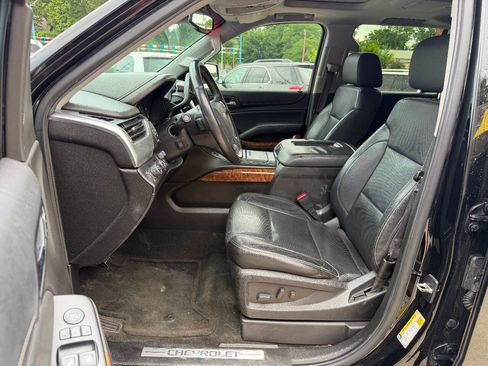 Used 2015 Chevrolet Tahoe LTZ AWD/4WD image 9