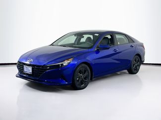 Used 2023 Hyundai Elantra SEL FWD video 1