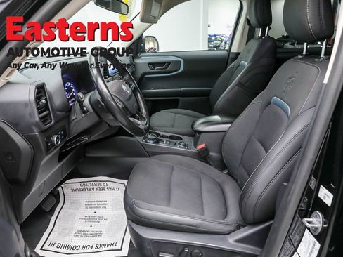 Used 2023 Ford Bronco Sport Badlands image 14