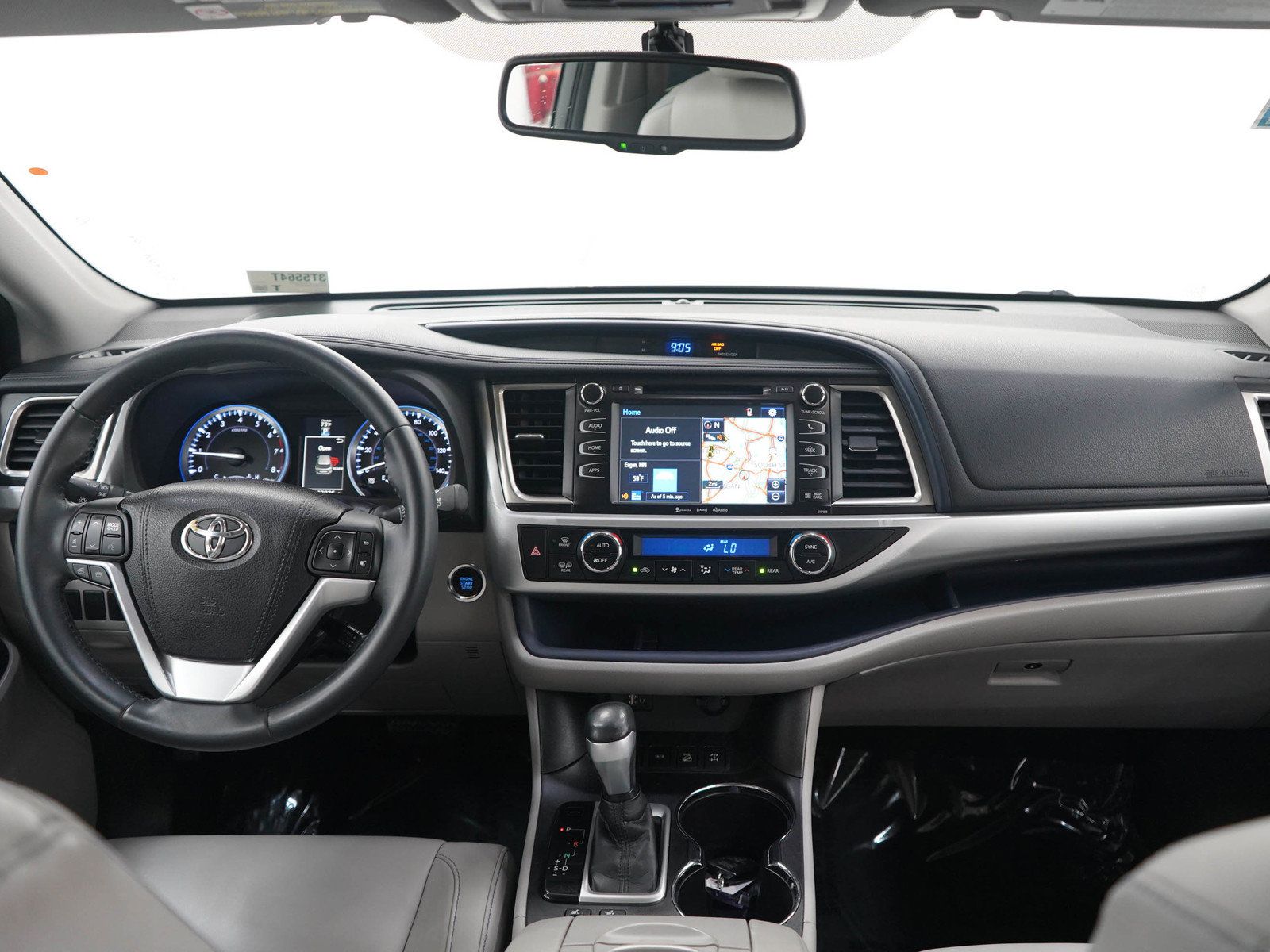 Used 2016 Toyota Highlander XLE w/ Protection Package #3 AWD/4WD image 13