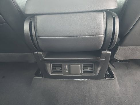 Used 2025 GMC Sierra 1500 SLT image 22