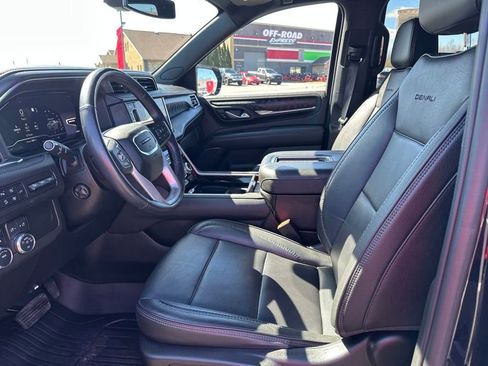 Used 2022 GMC Yukon Denali image 11