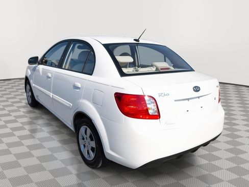 Used 2011 Kia Rio LX FWD image 7