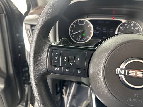 Used 2023 Nissan Rogue SV AWD/4WD image 26