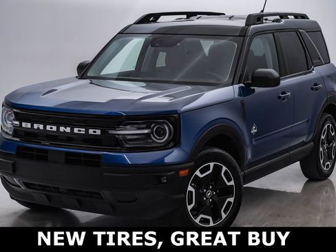 Used 2024 Ford Bronco Sport Outer Banks image 3