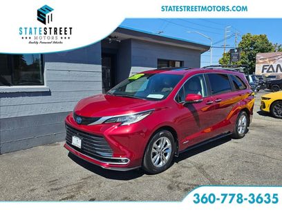 Used 2021 Toyota Sienna Limited
