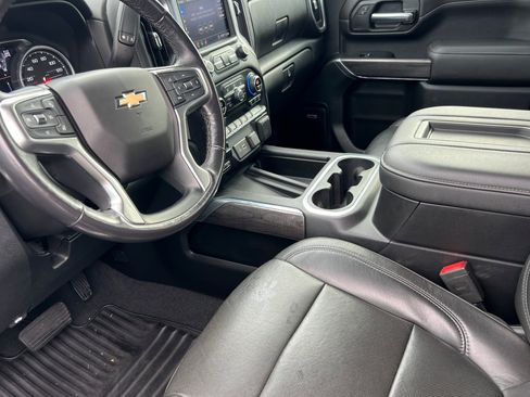 Used 2020 Chevrolet Silverado 3500 LTZ w/ LTZ Premium Package image 10