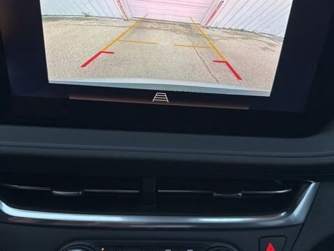 Used 2024 Buick Envista Preferred w/ Convenience I Package image 22