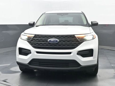 Used 2022 Ford Explorer 4WD w/ Class IV Trailer Tow Package image 5
