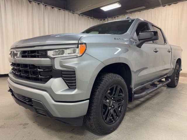 Used 2026 Chevrolet Silverado 1500 RST w/ RST Select Package AWD/4WD image 13